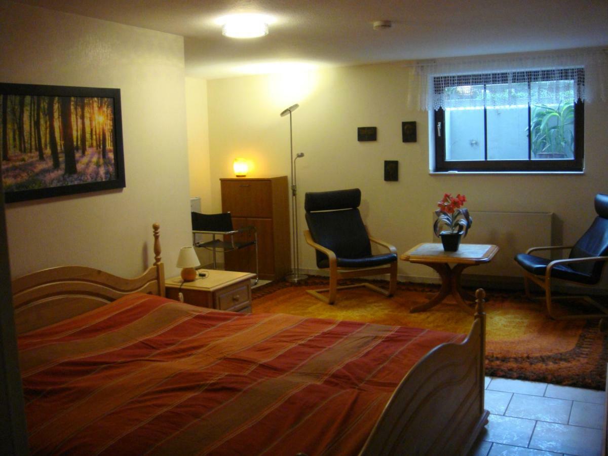 Messezimmer Ratingen Bagian luar foto